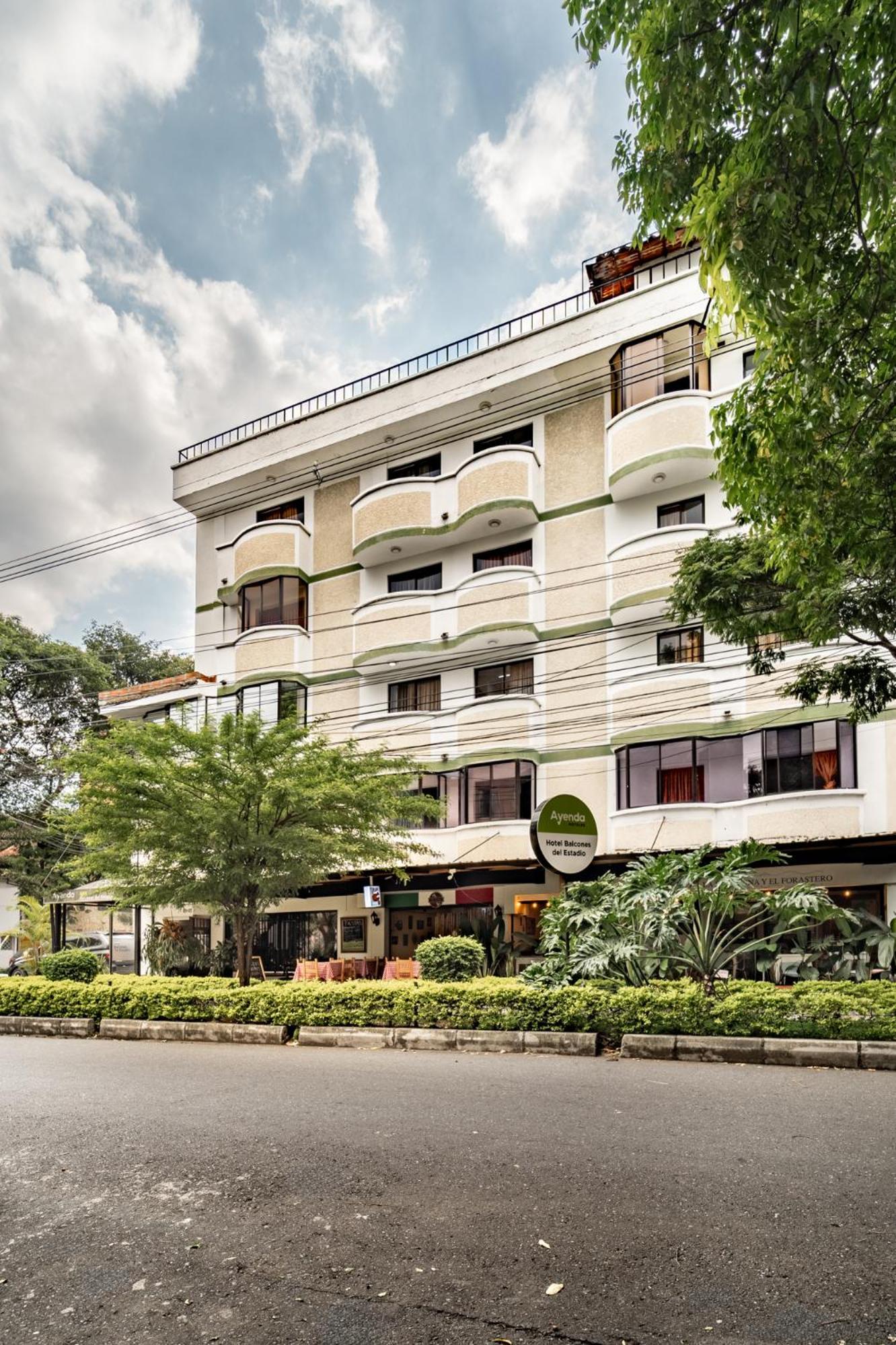 Hotel Balcones Del Estadio Medellín Buitenkant foto