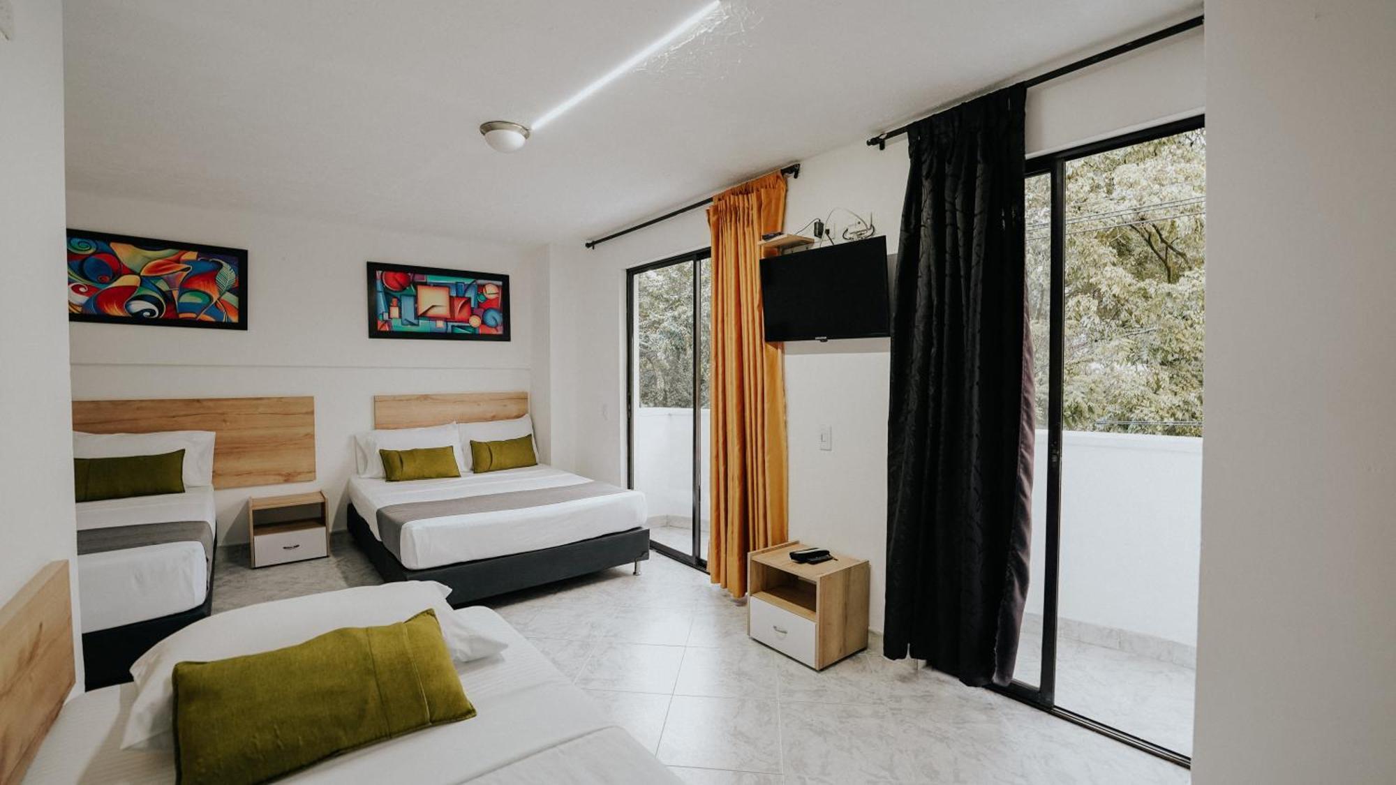 Hotel Balcones Del Estadio Medellín Buitenkant foto